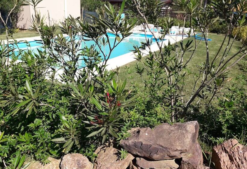 هتل Cabanas Del Este