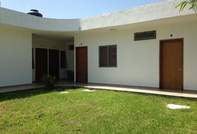 هتل Hacienda San Gabriel