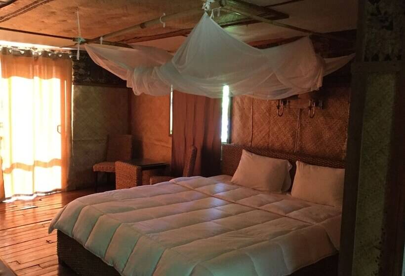 هتل Mala Island Resort