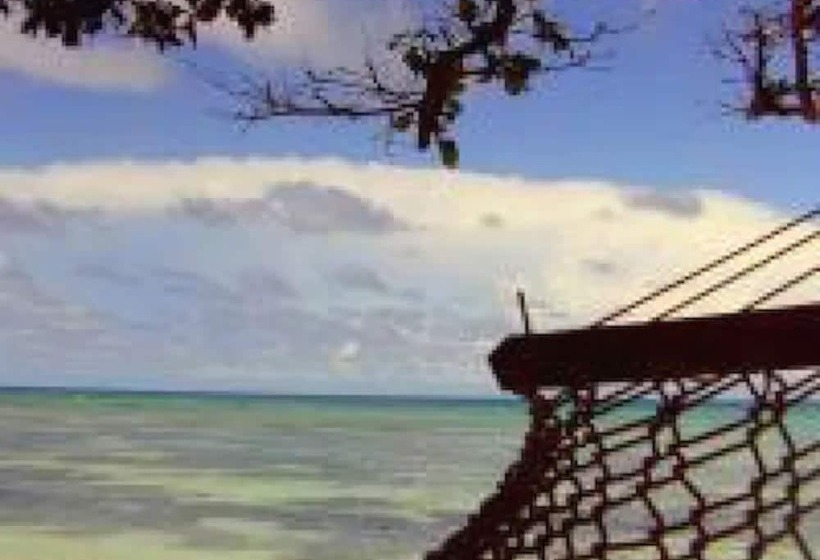 هتل Safe Landing Ecolodge