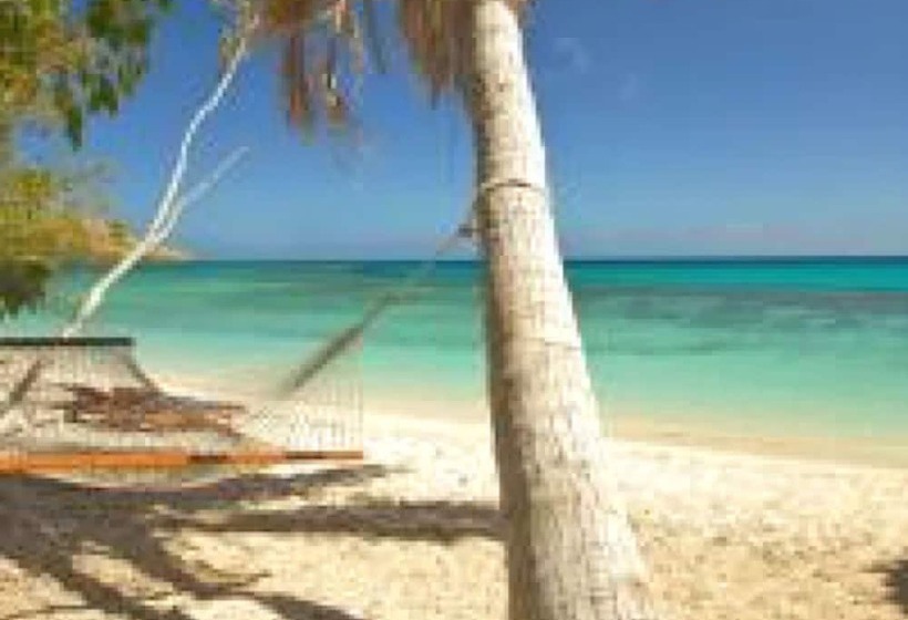 هتل Safe Landing Ecolodge