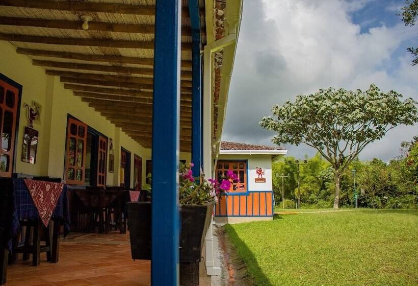 ホテル Santuario De Fauna Y Flora Otún Quimbaya