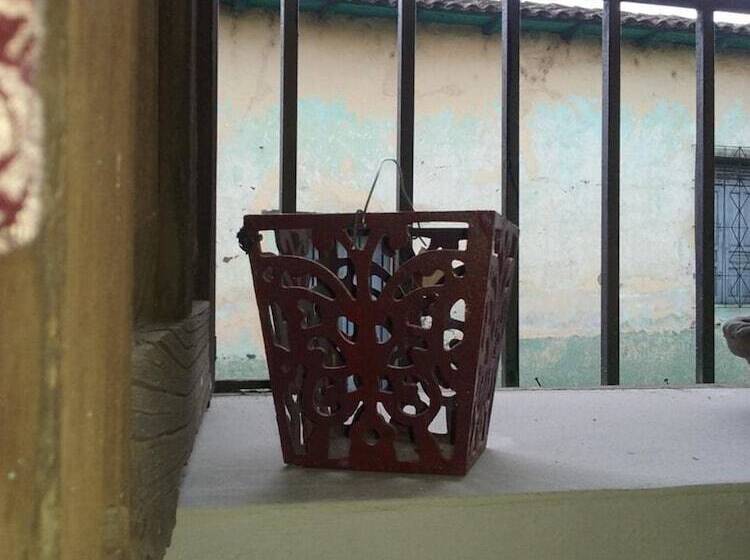 پانسیون La Posada De Don Tito