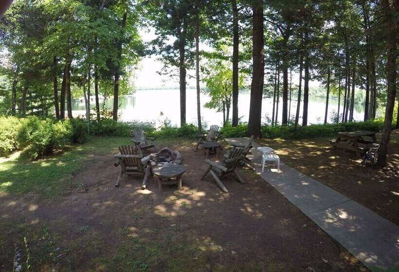Timber Bay Resort