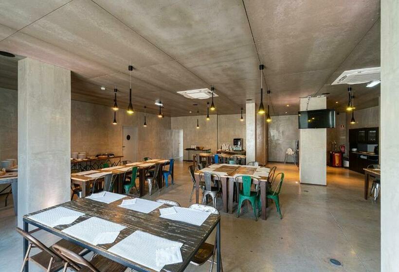צימר N1 Hostel Apartments & Suites