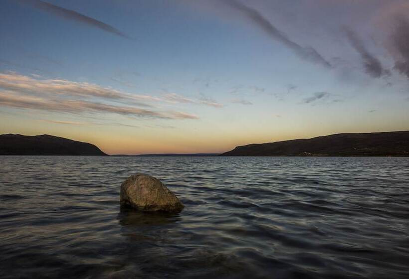 مبيت وإفطار Olderfjord Turistsenter
