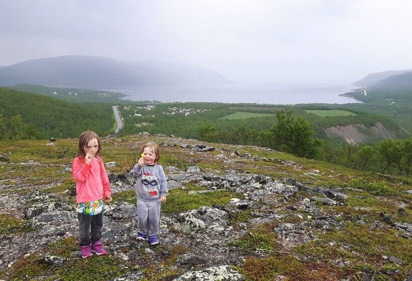 مبيت وإفطار Olderfjord Turistsenter