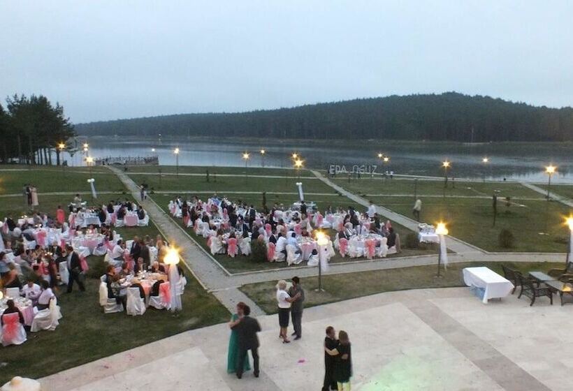 בית מלון כפרי Fenerbahce Topuk Yaylasi Resort & Sport Topuk Yaylası