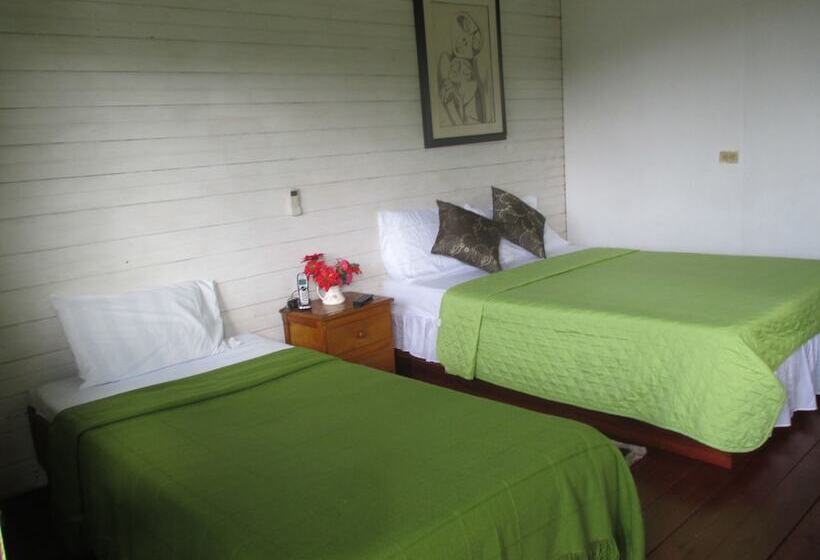 هتل Flemming Tree