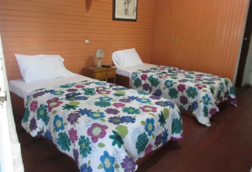 هتل Flemming Tree