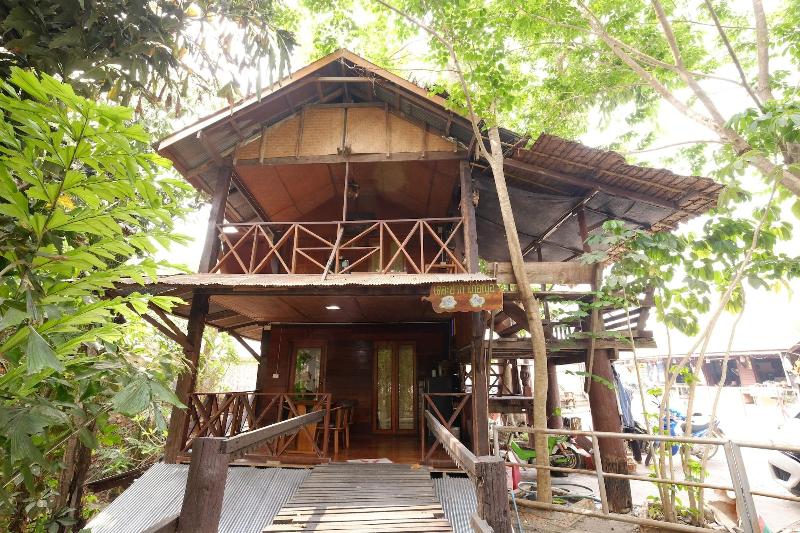 هتل P&p Coffee & Resort Maesariang