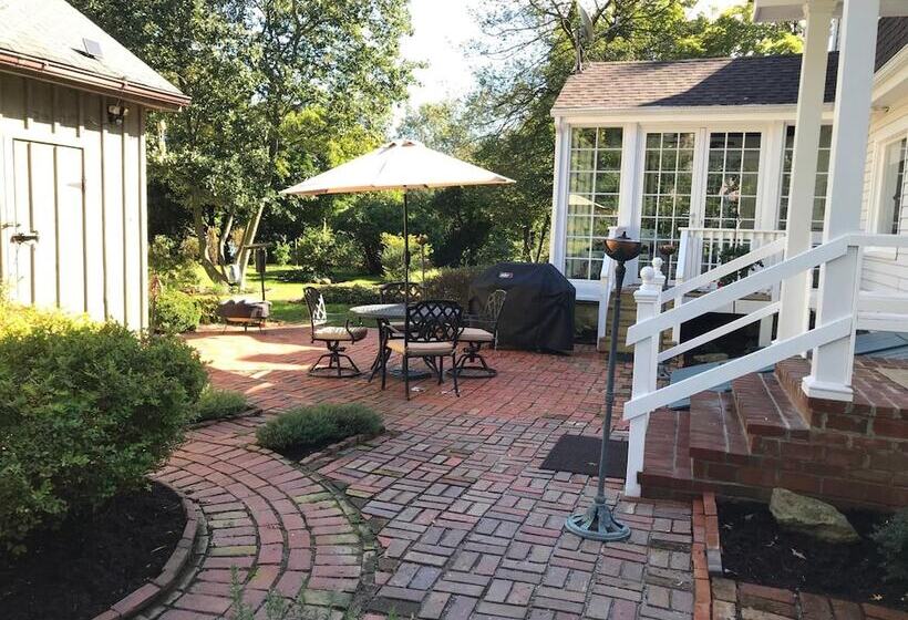 Miller Dunham House Bed & Breakfast