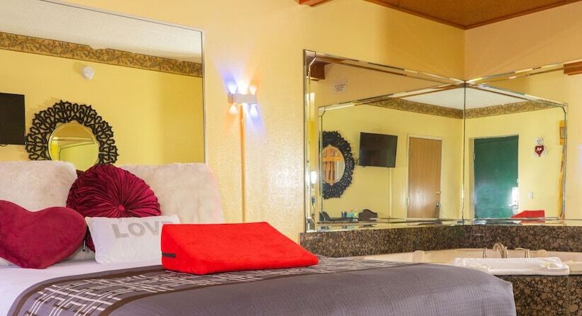 汽车旅馆  Luxe Inn And Suites