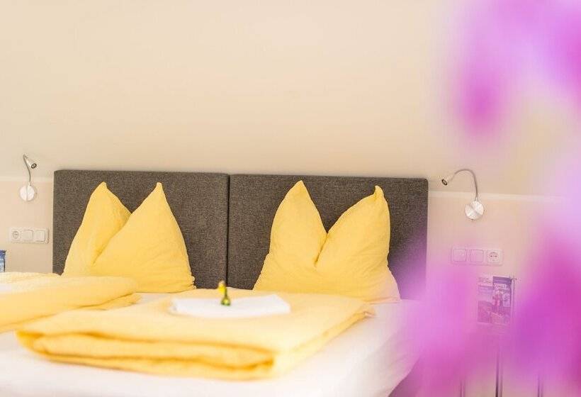 ペンション Zimmer Ferienwohnung Yassi