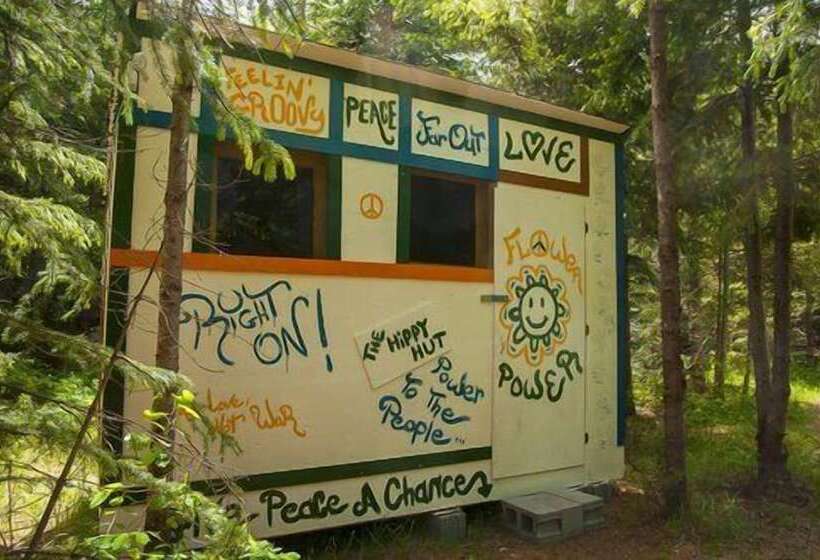 הוסטל Rocky Mountain Bunkies