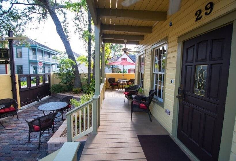 Bed and Breakfast Agustin Inn