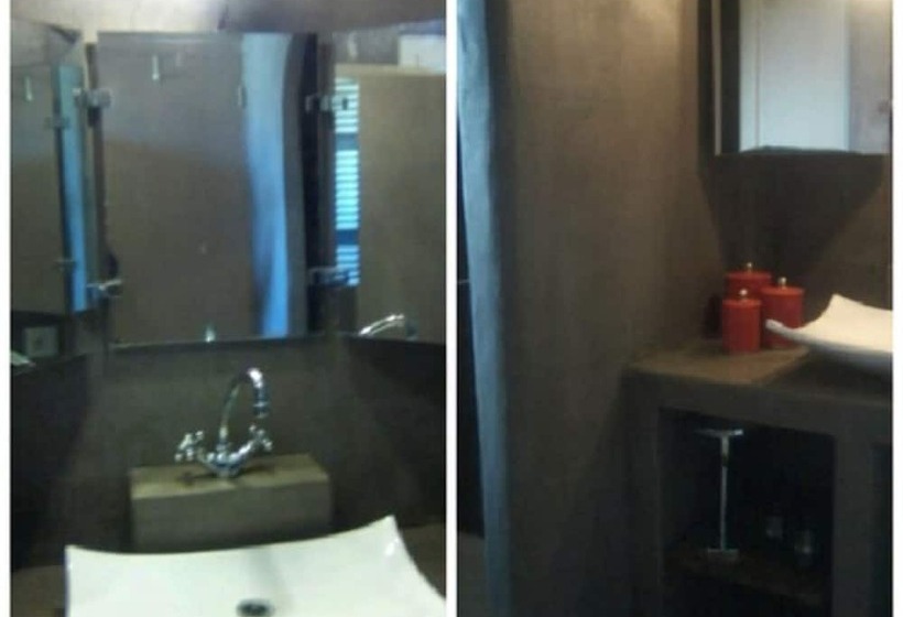 ベッドアンドブレックファースト Chez Mina Chambres D Hôtes