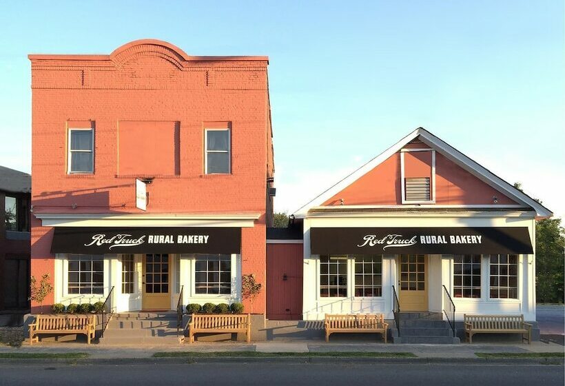 住宿加早餐  The Rooms Up There