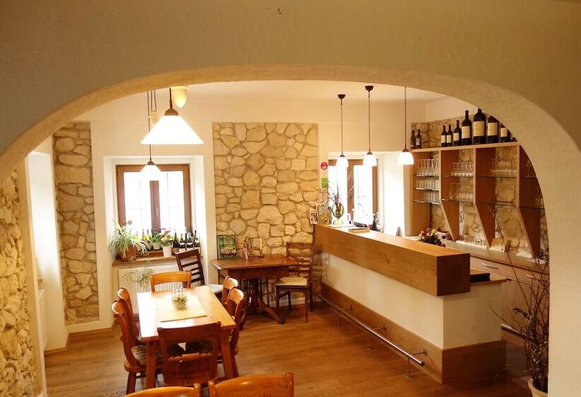 ベッドアンドブレックファースト Weingut Primus   Südsteiermark