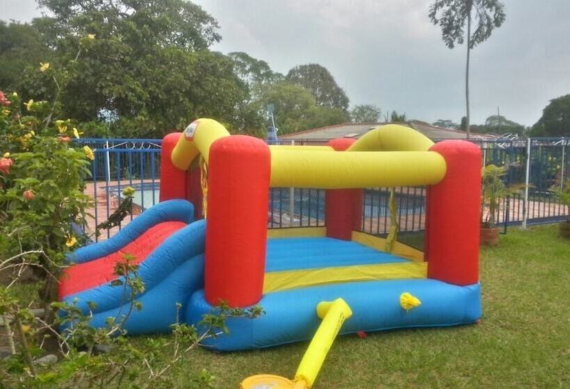 Hostal Campestre El Tesorito