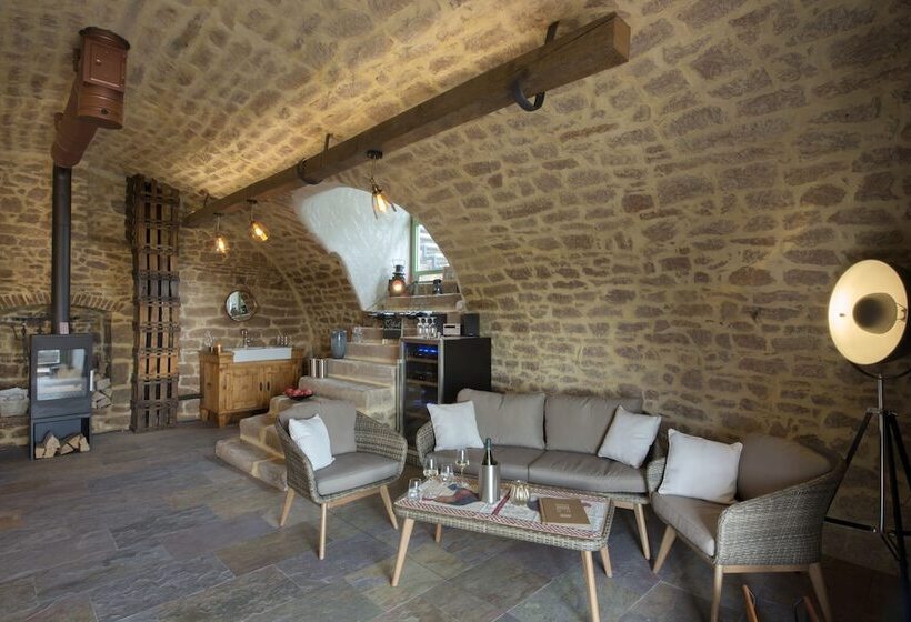 ホテル Burggarten Appartements Neuleiningen