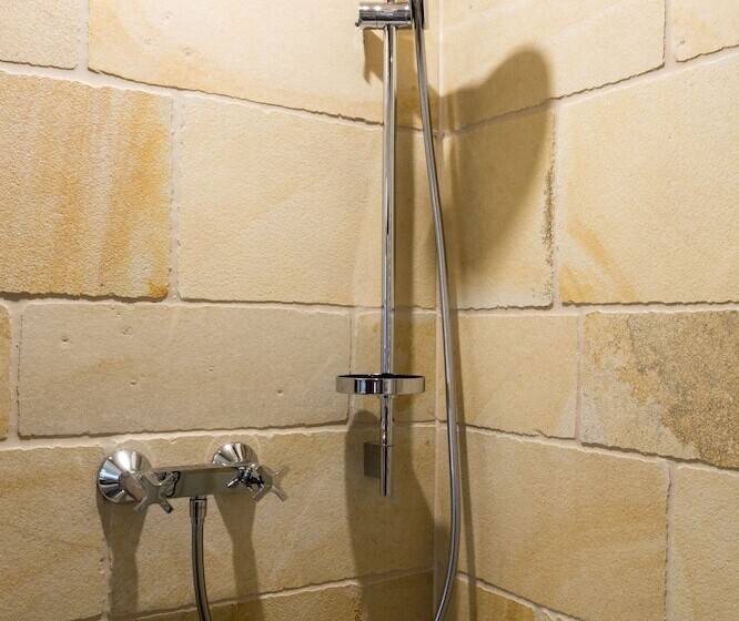 ホテル Burggarten Appartements Neuleiningen