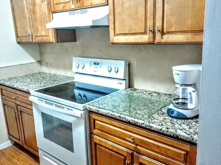 فندق Tropical Dreams   Sarasota Condos Near Siesta Key