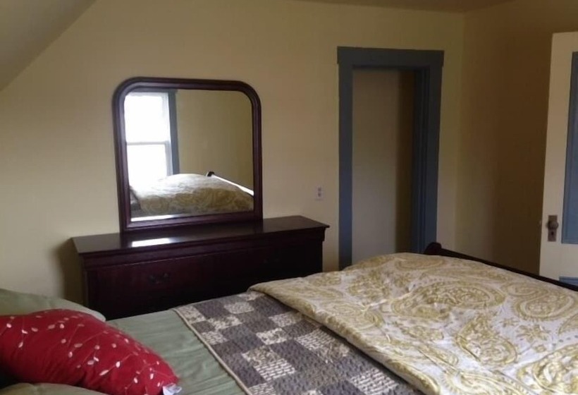 펜션 Conway House