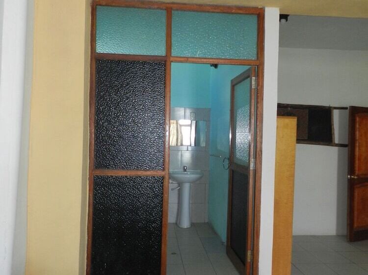 فندق صغير El Cauchero