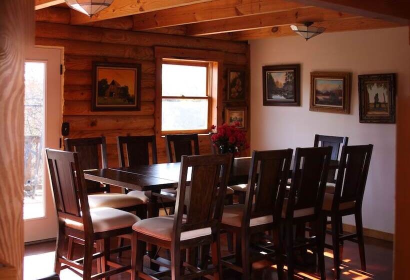 צימר Indian Creek Village Winery