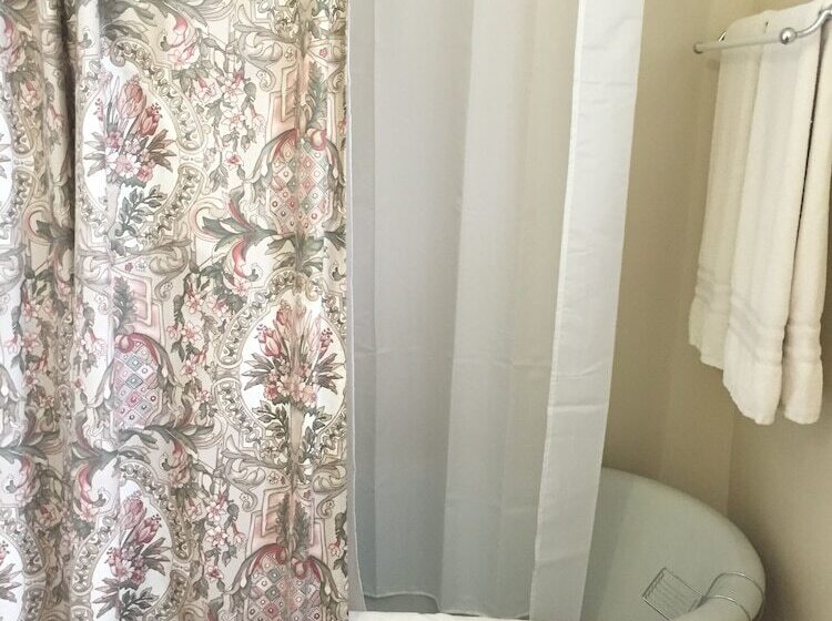 Evangeline S Tower Bed & Breakfast