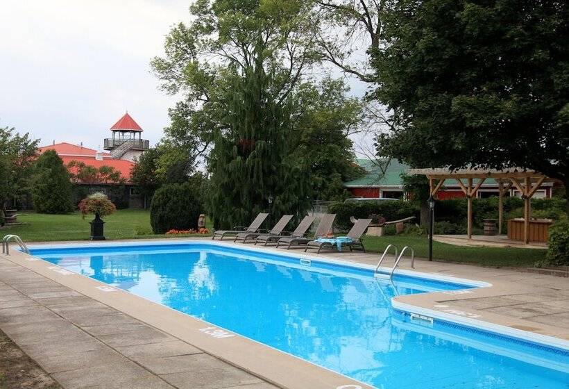 ホテル Hessenland Inn & Schatz Winery