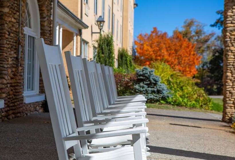 Отель Lambuth Inn At Lake Junaluska