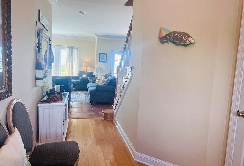 ホテル Lazy Days   6 Br Home