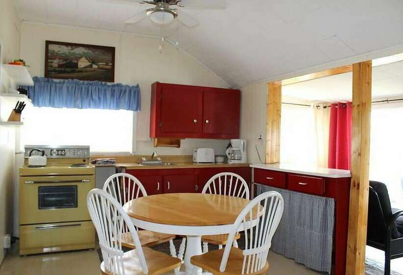 فندق Mashkinonje Lodge