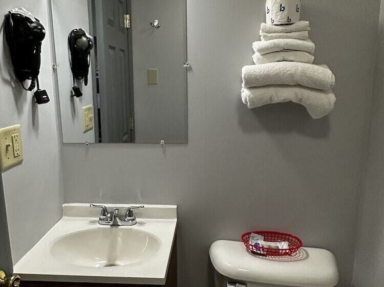 هتل Relax Inn