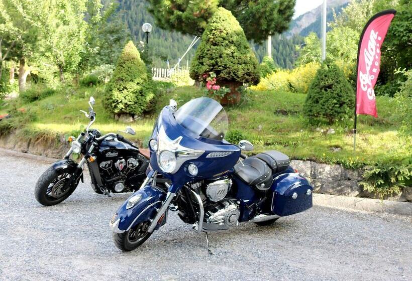 ホテル Restaurant Schweizerhof