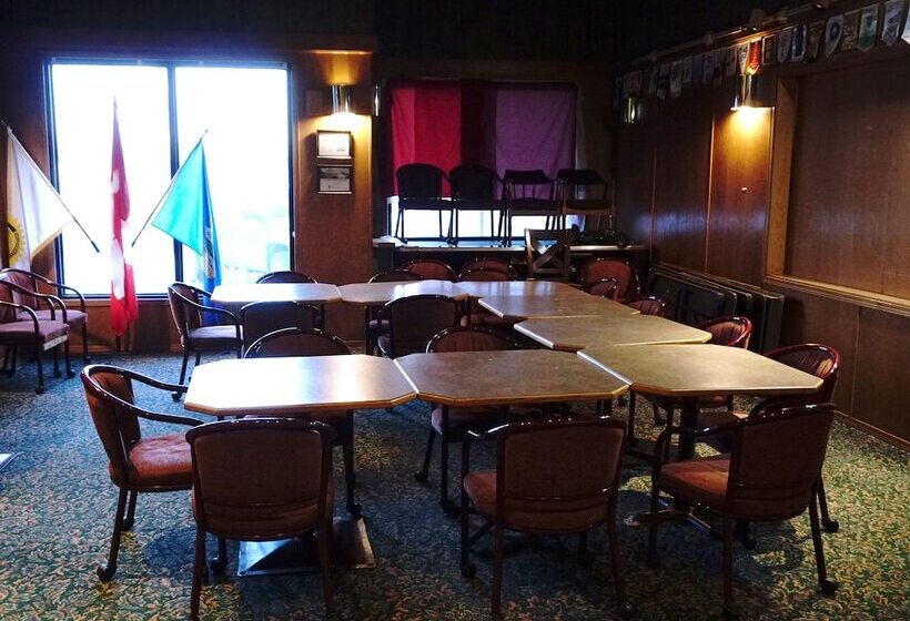 מוטל The Ritz Cafe And Motor Inn