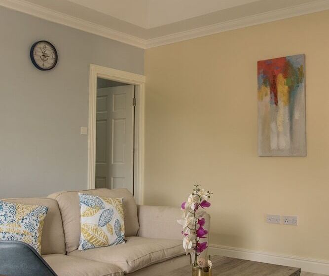 پانسیون Sea Piton View Apartment