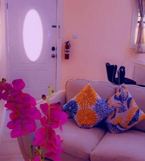 پانسیون Sea Piton View Apartment