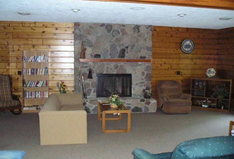 Bear Cave Camping Resort