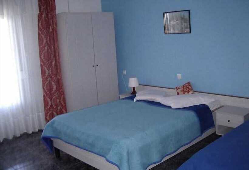 Dias Apartment