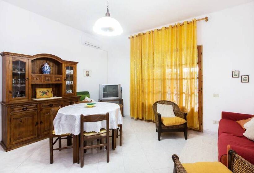 여관 Residenza Aiosardegna Mare E Montagna