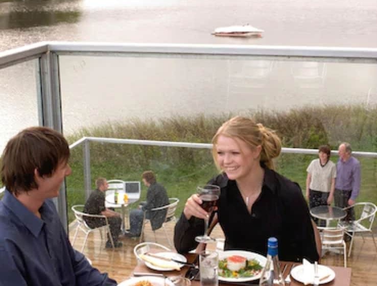 فندق فئة نجمة واحدة The Lodge On The Loch Of Aboyne