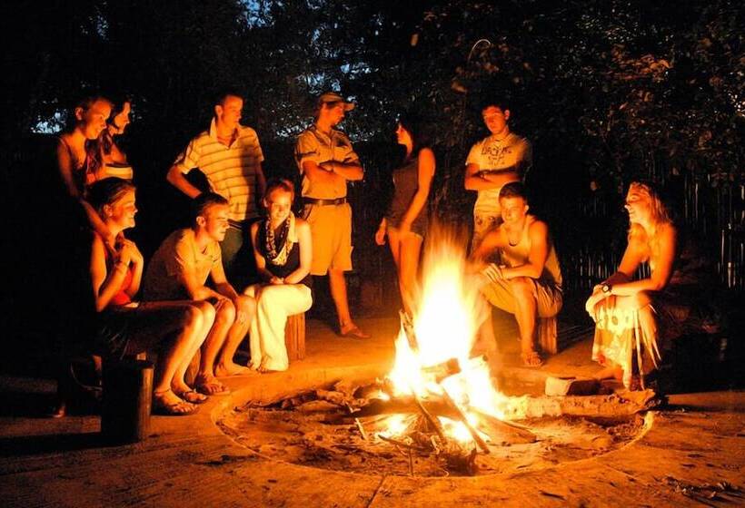 בית מלון כפרי Kingfisher Bush Camp