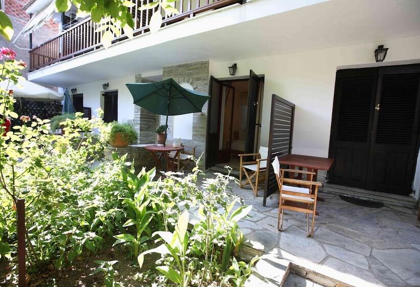 ホテル Mirto Apartments