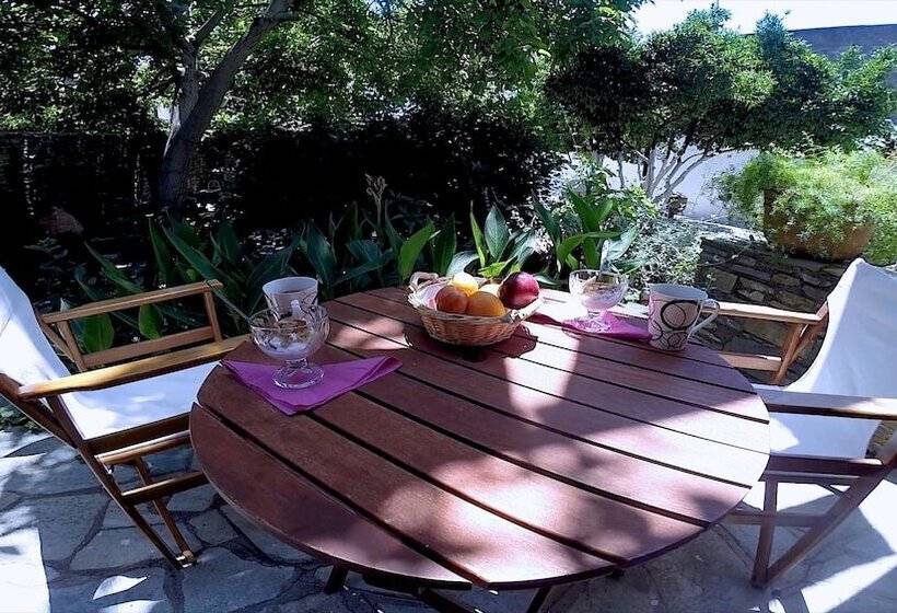 ホテル Mirto Apartments