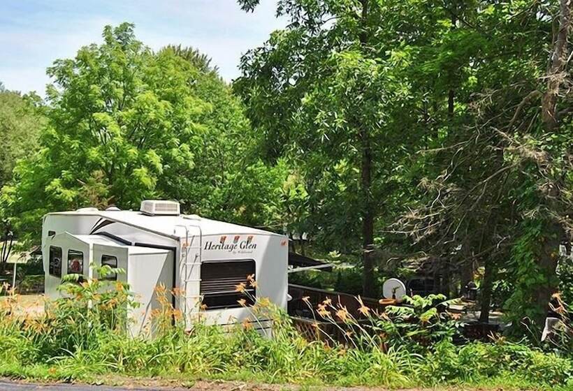 ホテル Robin Hill Rv Resort & Campground   Caravan Park