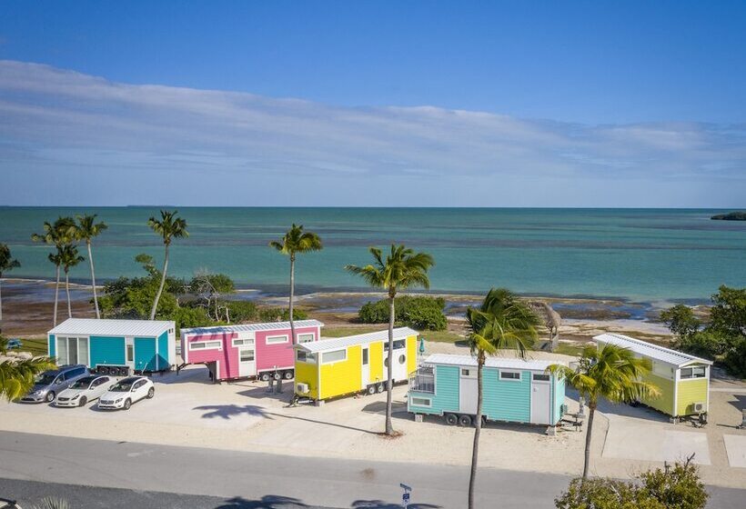 فندق Sunshine Key Rv Resort & Marina