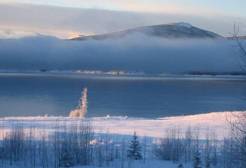 ホテル Williston Lake Resort